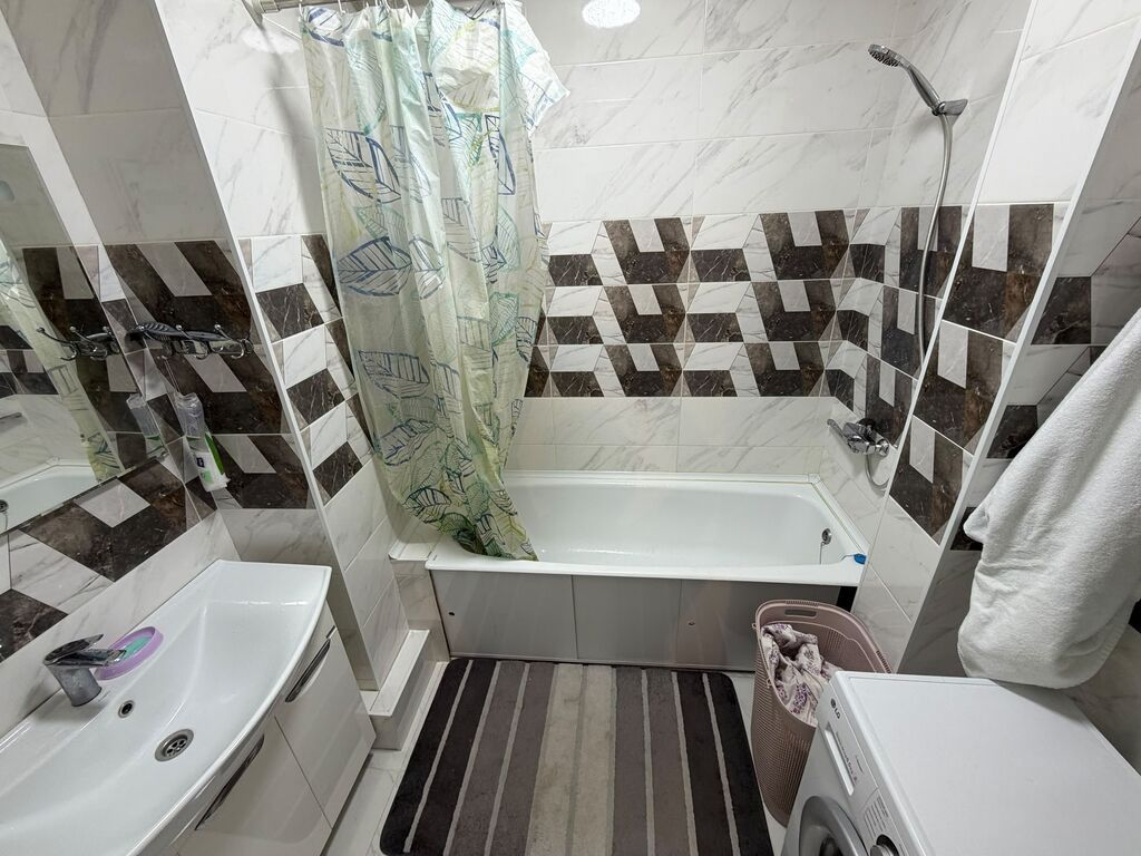 2 комнаты, 64 м², Пишпек Элитка, 7 этаж, Евроремонт: фото 5