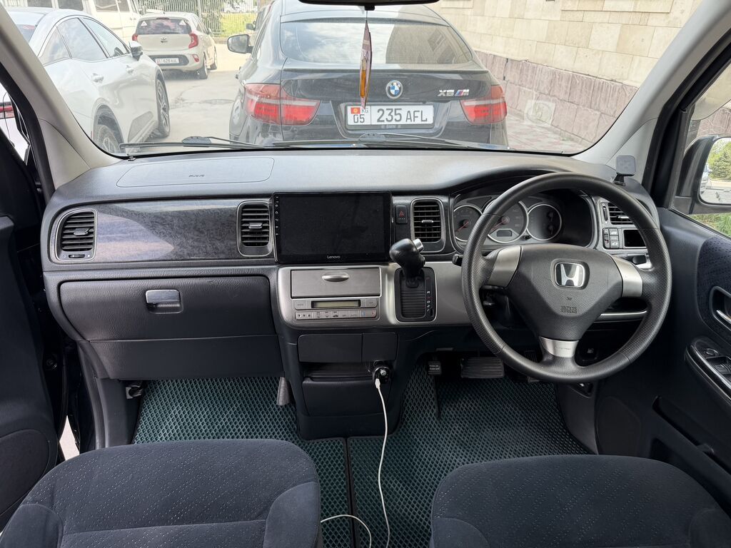 Honda Stepwgn: 2003 г., 2 л, Автомат, Бензин, Минивэн: фото 8