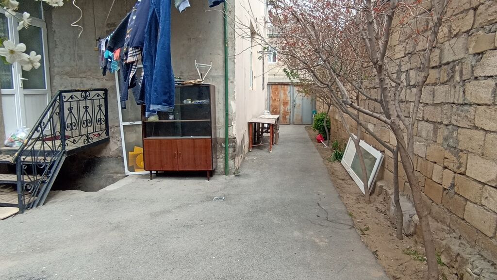 Xırdalan, 3 otaqlı, Köhnə tikili, 75 kv. m