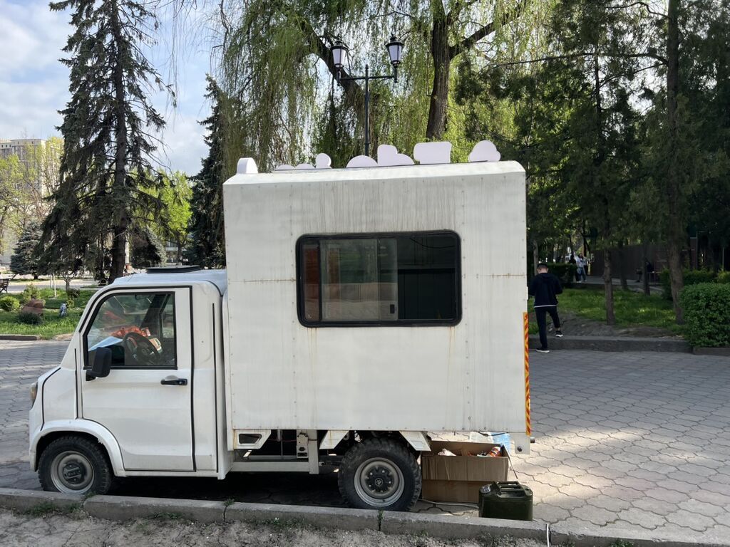 Продам фудтрак для мороженого на базе электромобиля: фото 3