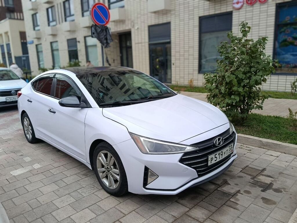 Hyundai Elantra: 2019 г., 2 л, Автомат, Бензин, Седан: фото 8