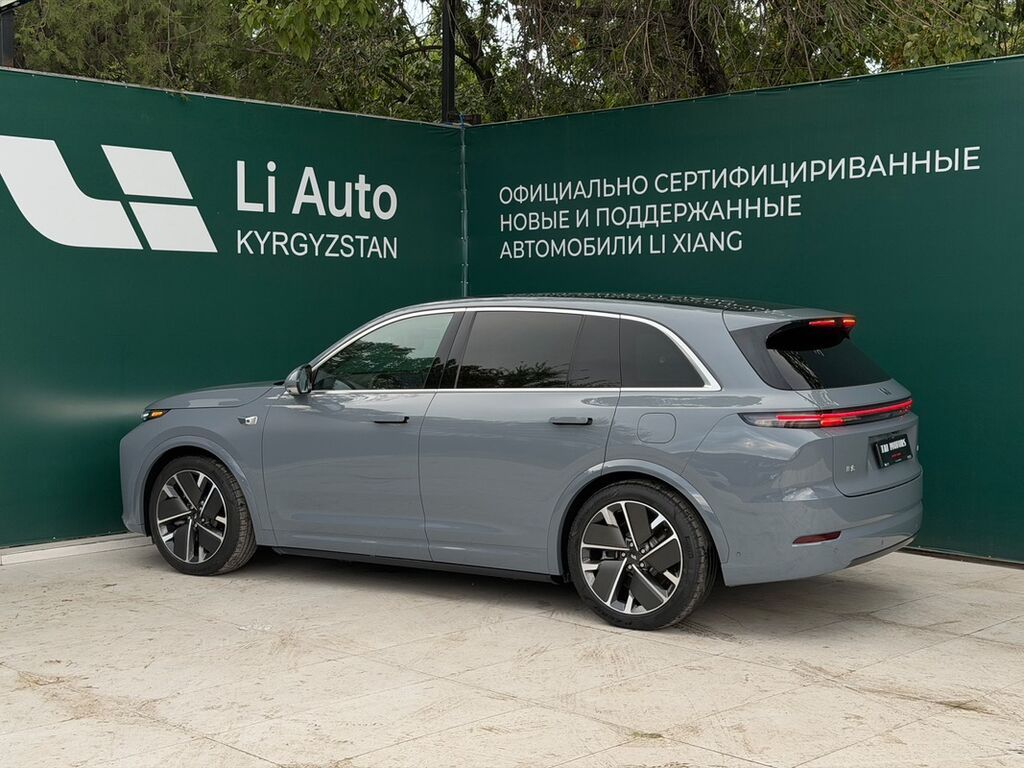 Lixiang L7: 2025 г., 1.5 л, Автомат, Гибрид, Кроссовер: фото 2