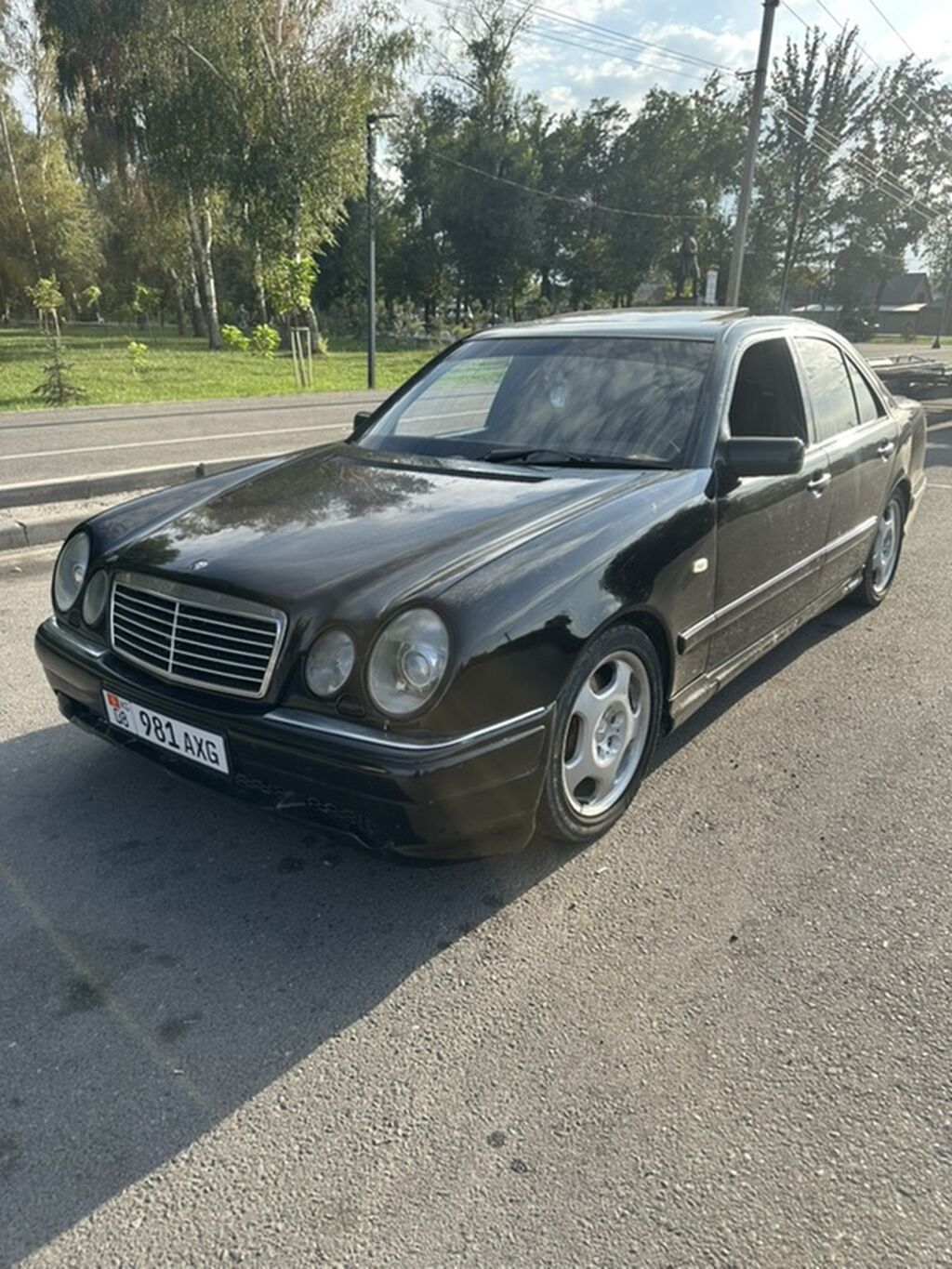 Mercedes-Benz E-Class: 1999 г., 4.3 л, Автомат, Бензин, Седан: фото 2