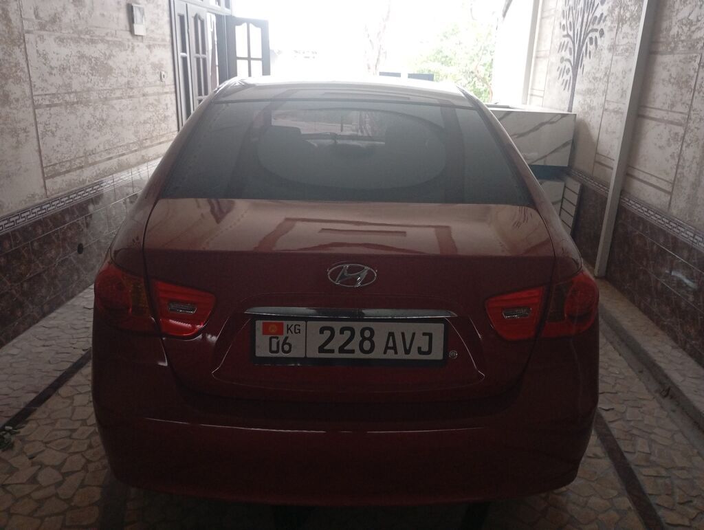 Hyundai Elantra: 2008 г., Механика, Бензин, Седан: фото 5