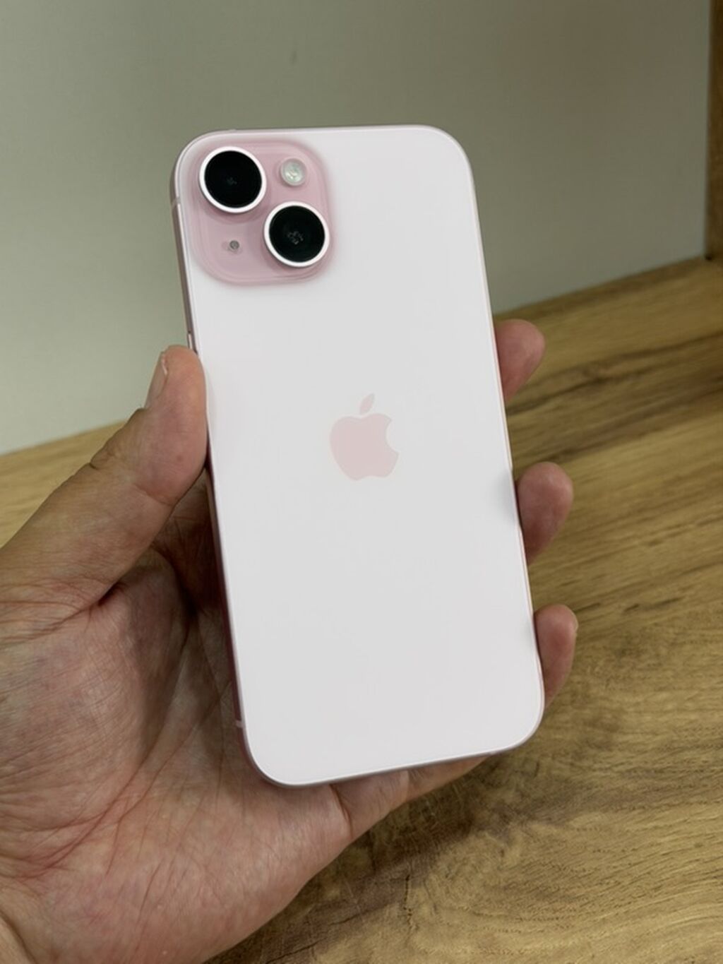 IPhone 15, Б/у, 512 ГБ, Розовый, Защитное стекло, Чехол, 93 %: фото 1
