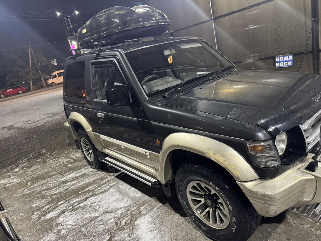 Mitsubishi Pajero: 1992 г., 2.5 л, Автомат, Дизель, Внедорожник: фото 2