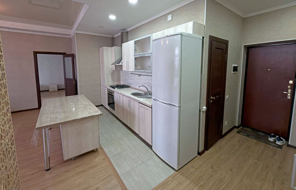 2 комнаты, 77 м², Филармония Элитка, 4 этаж, Косметический ремонт: фото 5