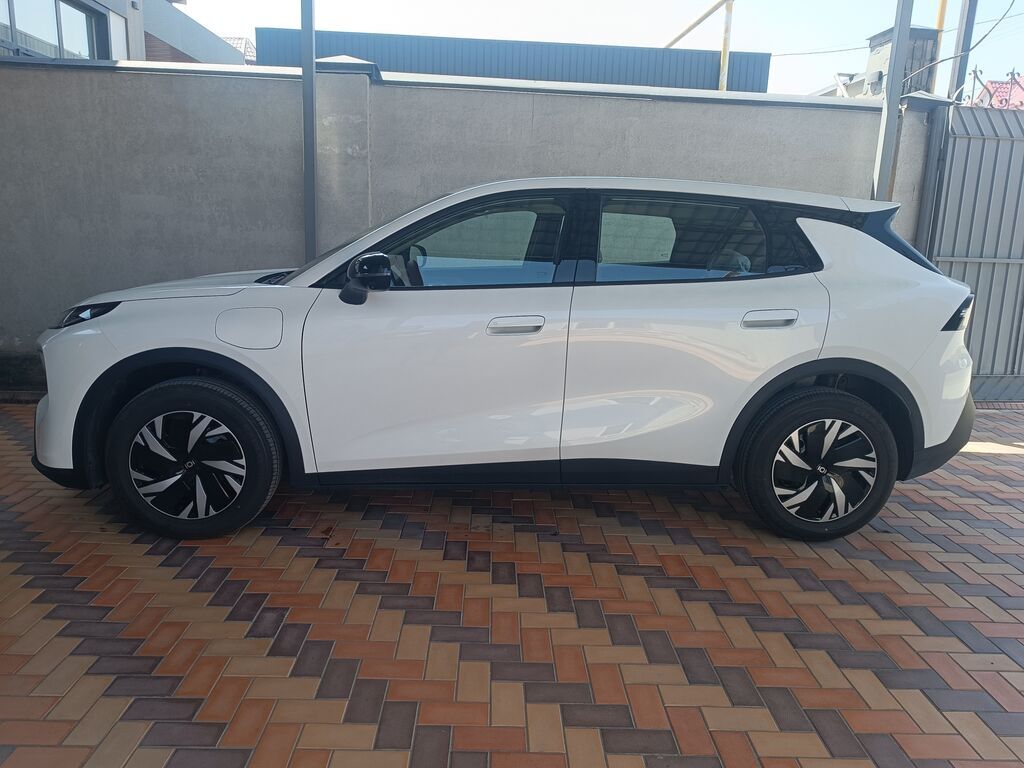 Changan Qiyuan Q05: 2026 г., Автомат, Электромобиль, Кроссовер: фото 4