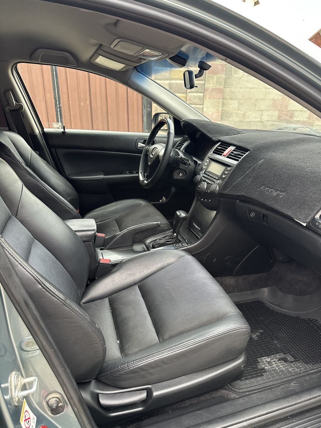 Honda Accord: 2004 г., 2 л, Автомат, Бензин, Седан: фото 5