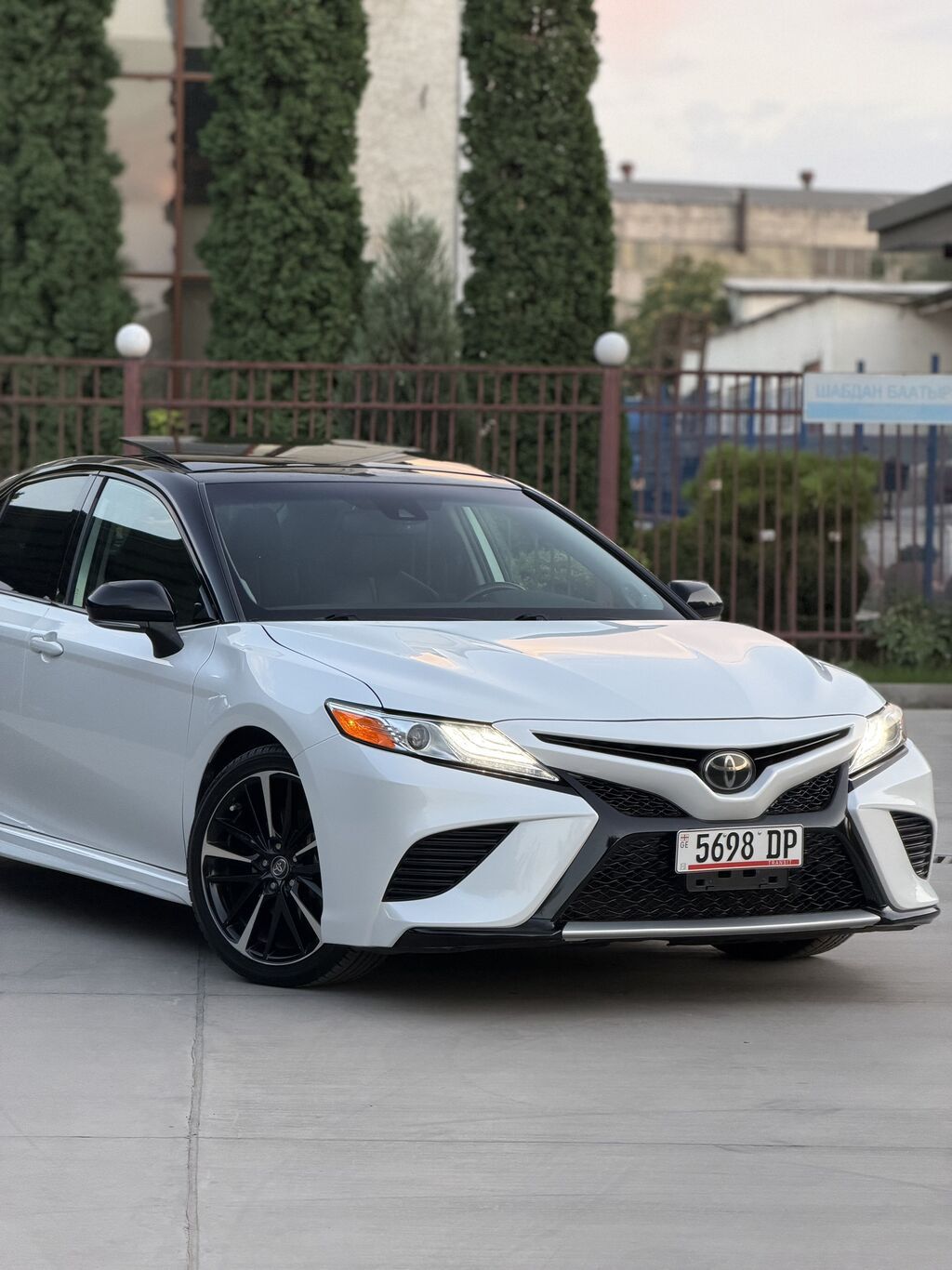 Toyota Camry: 2020 г., 2.5 л, Автомат, Бензин, Седан: фото 4