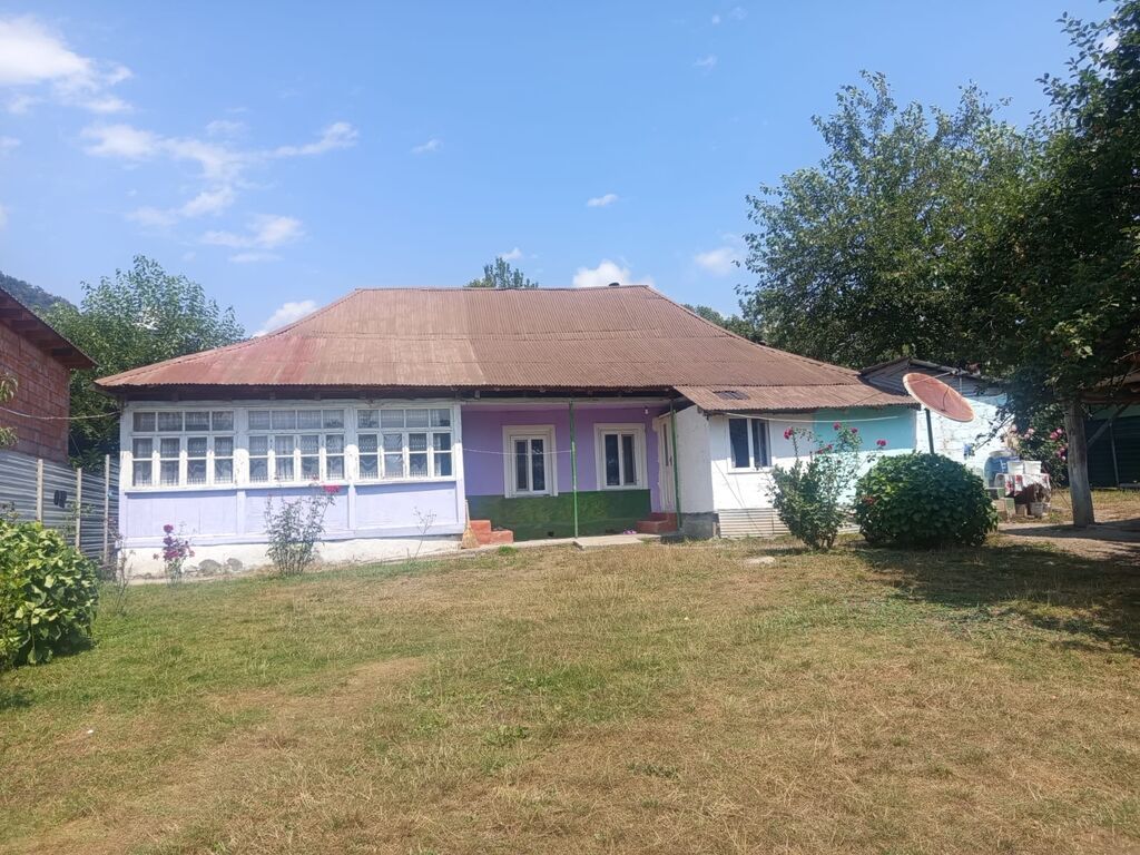4 otaqlı, 140 kv. m, Kredit yoxdur, Orta təmir