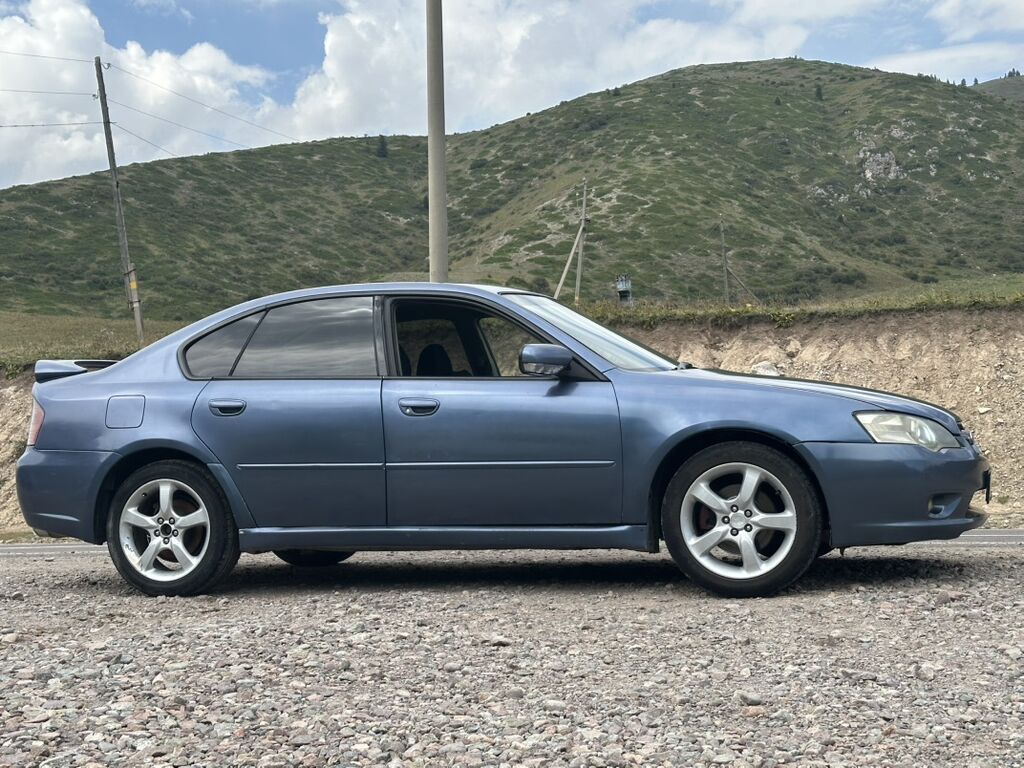 Subaru Legacy: 2003 г., 2 л, Автомат, Бензин, Седан: фото 3