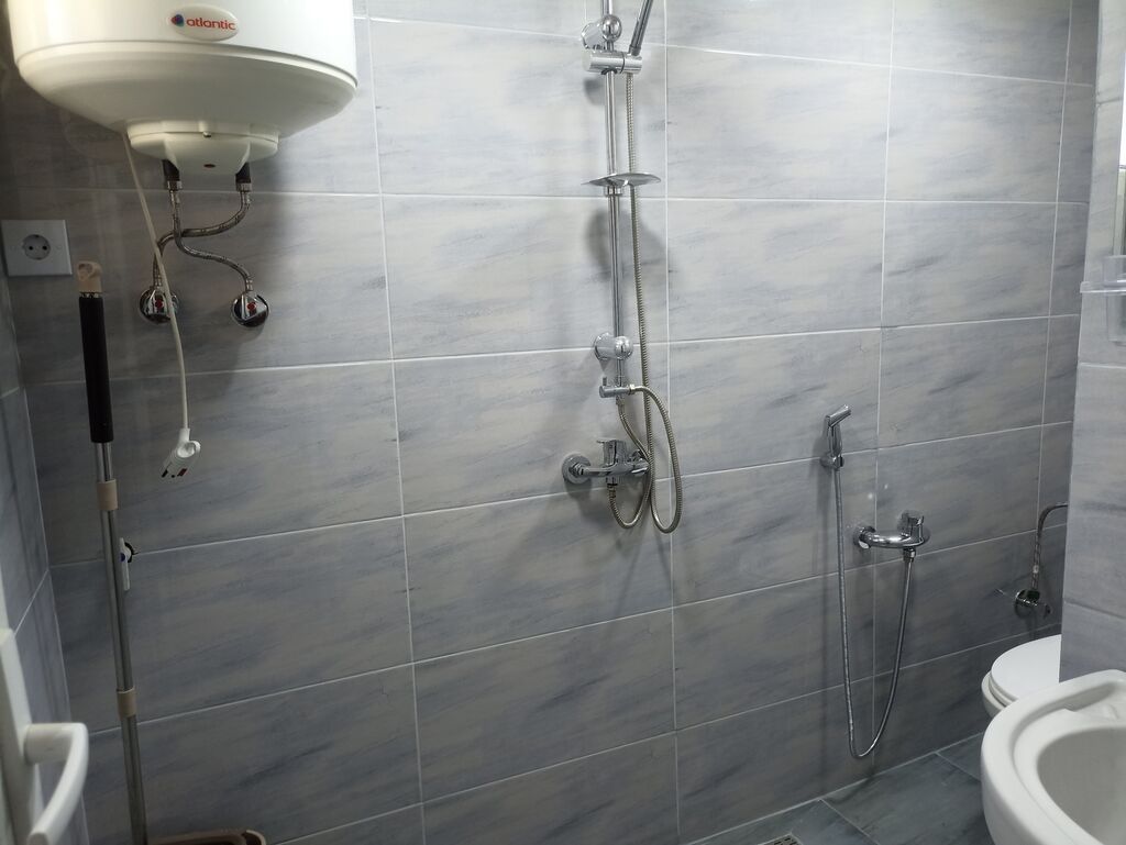 Bakı, M.Ə. Rəsulzadə qəs., 2 otaqlı, Köhnə tikili, 65 kv. m