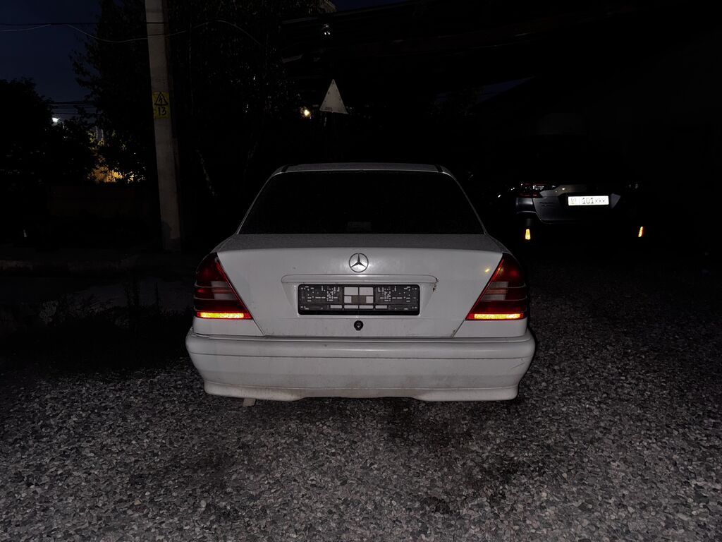 Mercedes-Benz S-Class: 1997 г., 2.2 л, Механика, Дизель, Седан: фото 2