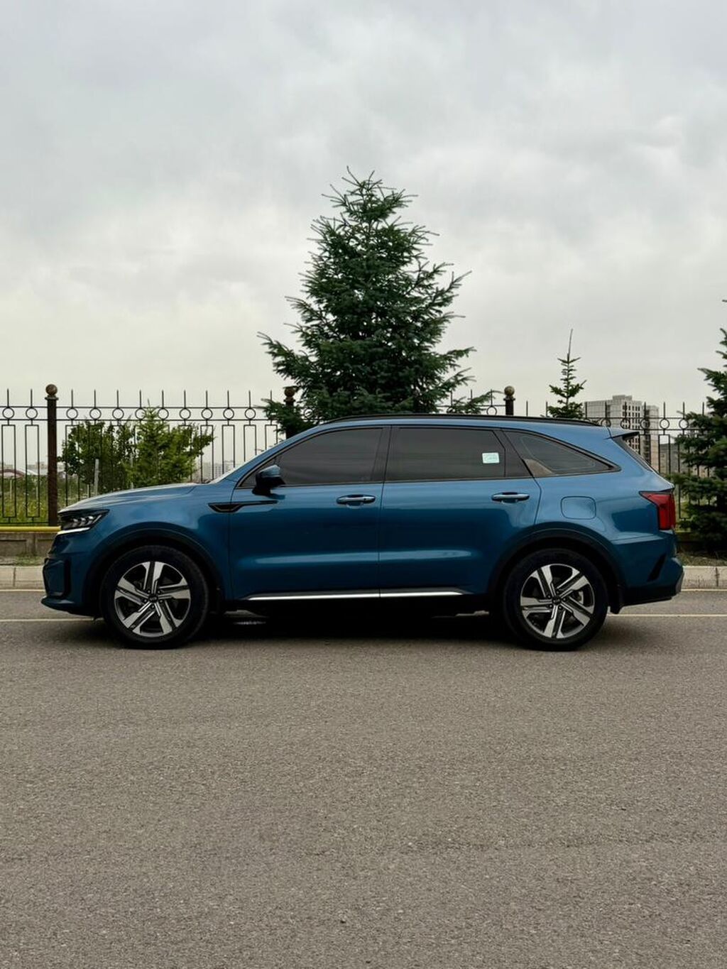 Kia Sorento: 2021 г., 1.6 л, Автомат, Гибрид: фото 2