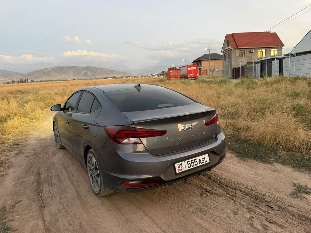 Hyundai Avante: 2019 г., 1.6 л, Автомат, Бензин, Седан: фото 4