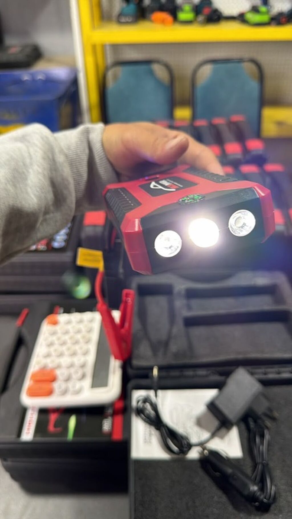 Пусковое устройство HIGH-POWER (многофункциональный Jump Starter +: фото 3