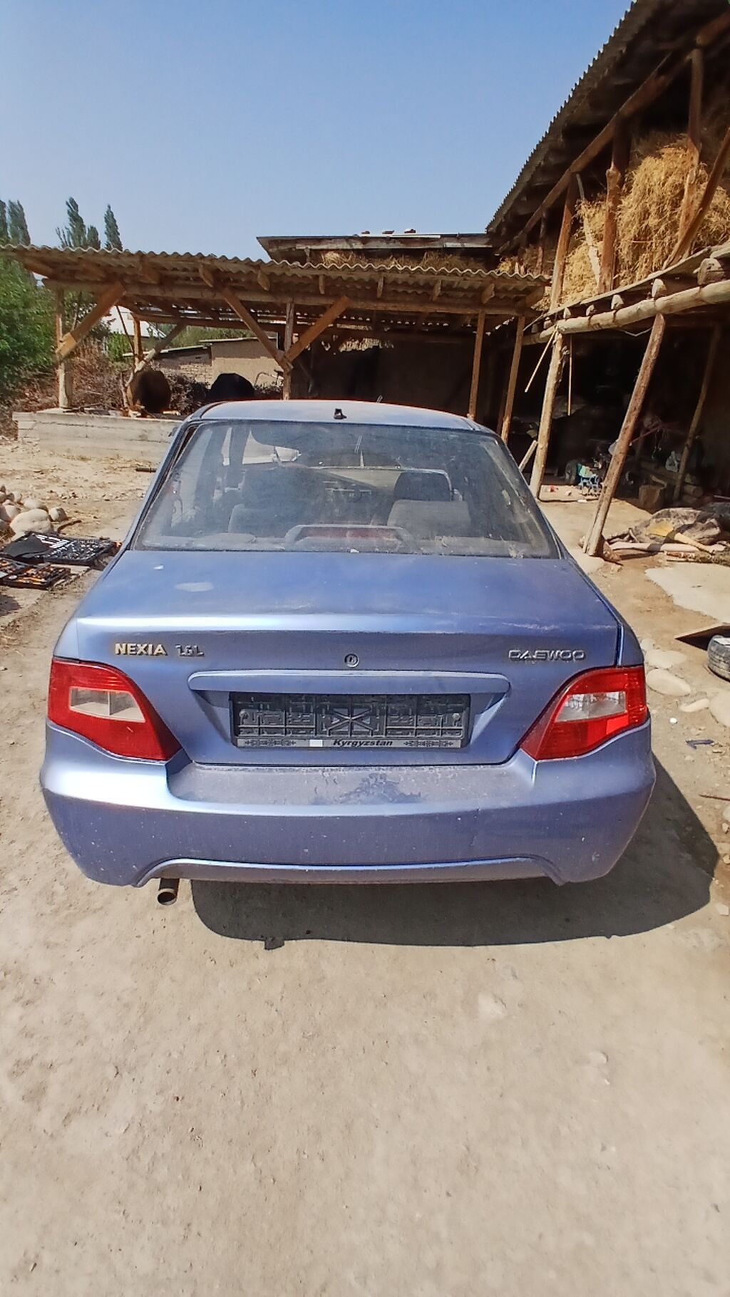 Daewoo Nexia: 2008 г., 1.5 л, Механика, Седан: фото 3