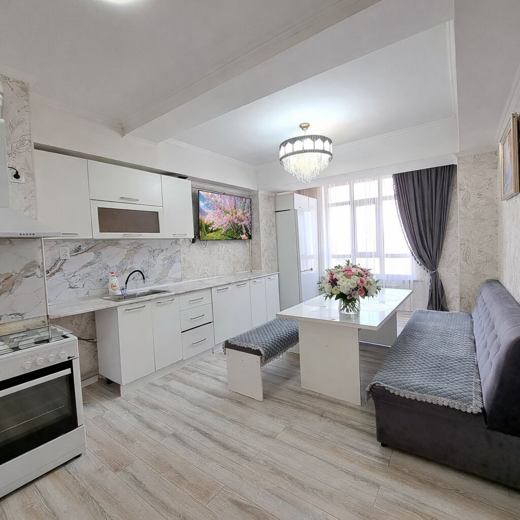 4 комнаты, 120 м², Элитка, 10 этаж, Дизайнерский ремонт: фото 2