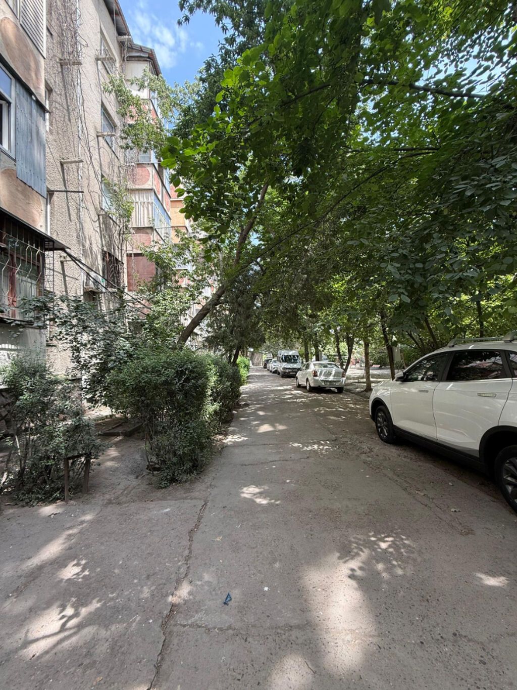 3 комнаты, 58 м², Аламедин-1 мкр 104 серия, 5 этаж, Косметический ремонт: фото 2