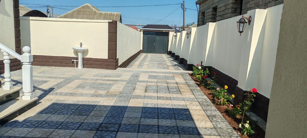 Savalan 4 otaqlı, 115 kv. m, Yeni təmirli