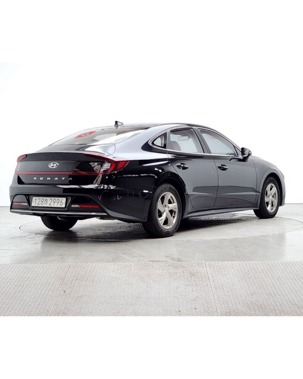 Hyundai Sonata: 2019 г., 2 л, Автомат, Газ, Седан: фото 2