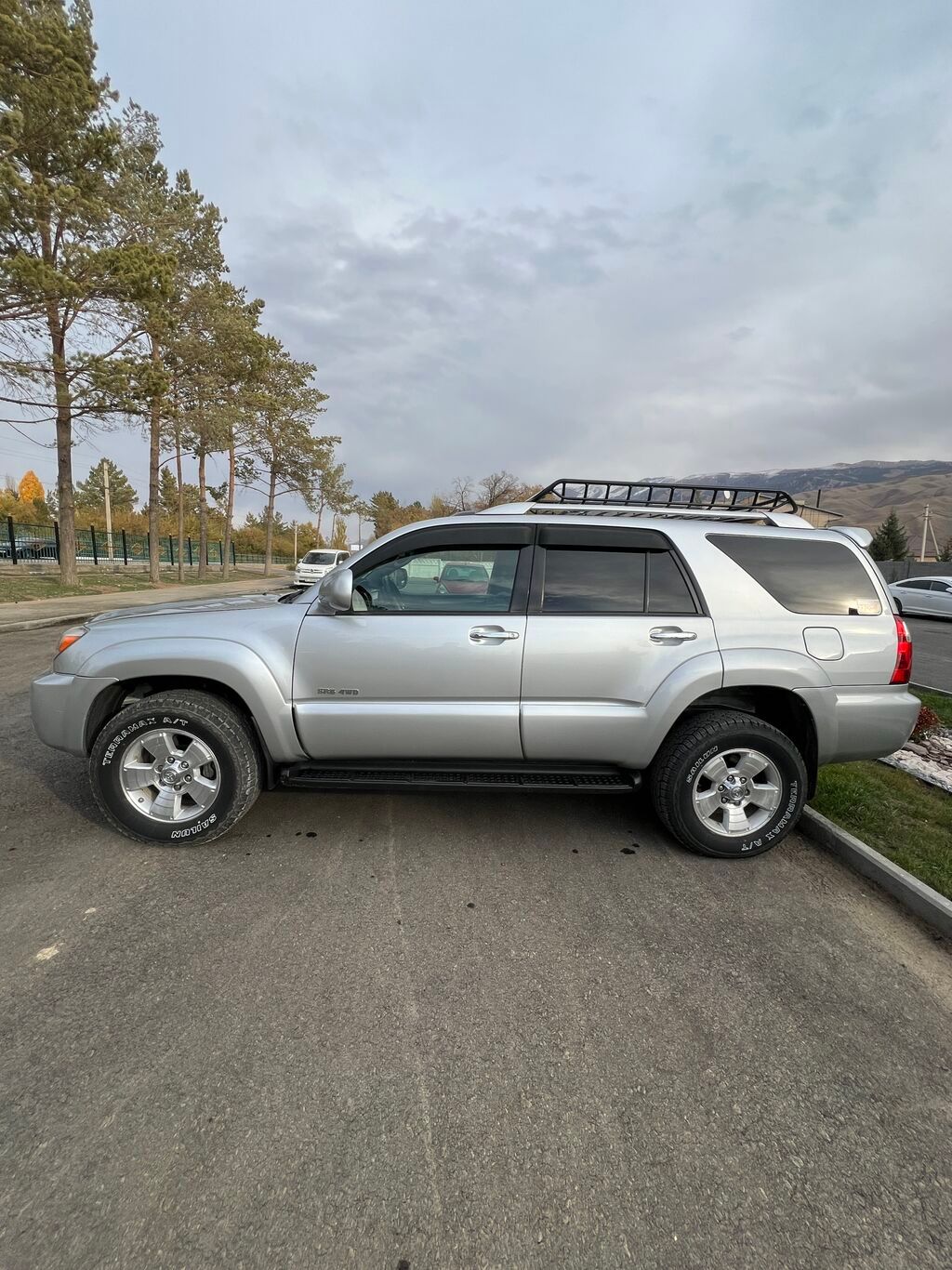 Toyota 4Runner: 2005 г., 4 л, Автомат, Газ, Внедорожник: фото 5