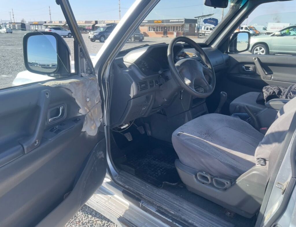 Mitsubishi Pajero: 2003 г., 2.5 л, Механика, Дизель, Внедорожник: фото 4