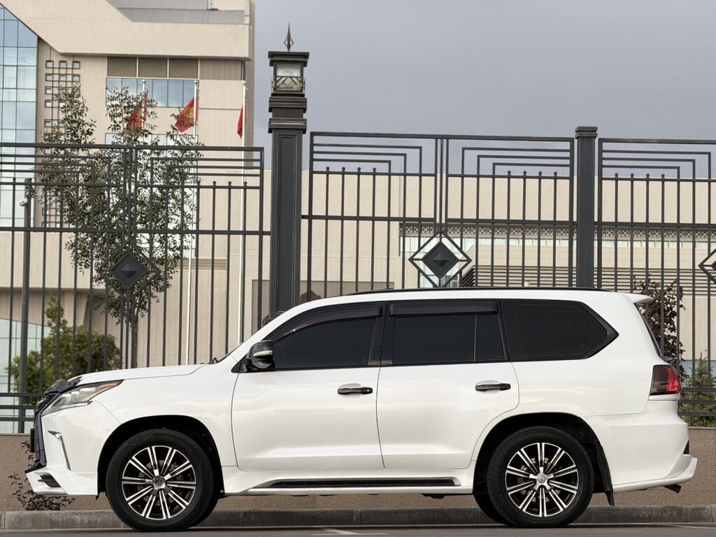 Lexus LX: 2008 г., 5.7 л, Автомат, Бензин, Внедорожник: фото 6