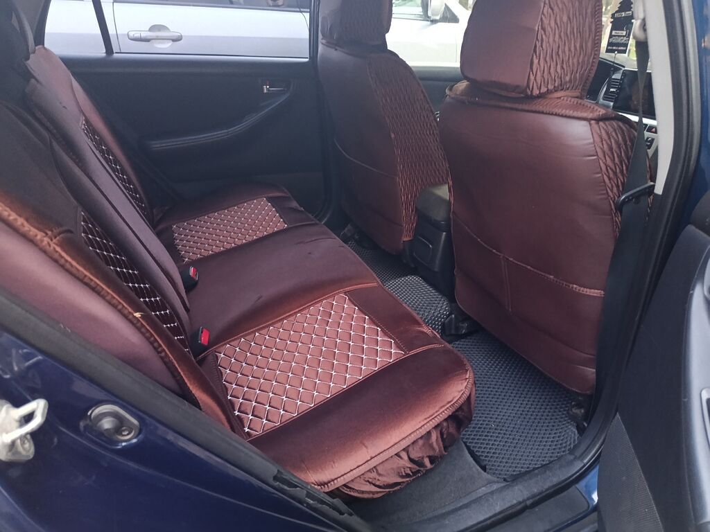 Toyota Corolla: 2005 г., 1.6 л, Автомат, Бензин, Хэтчбэк: фото 7