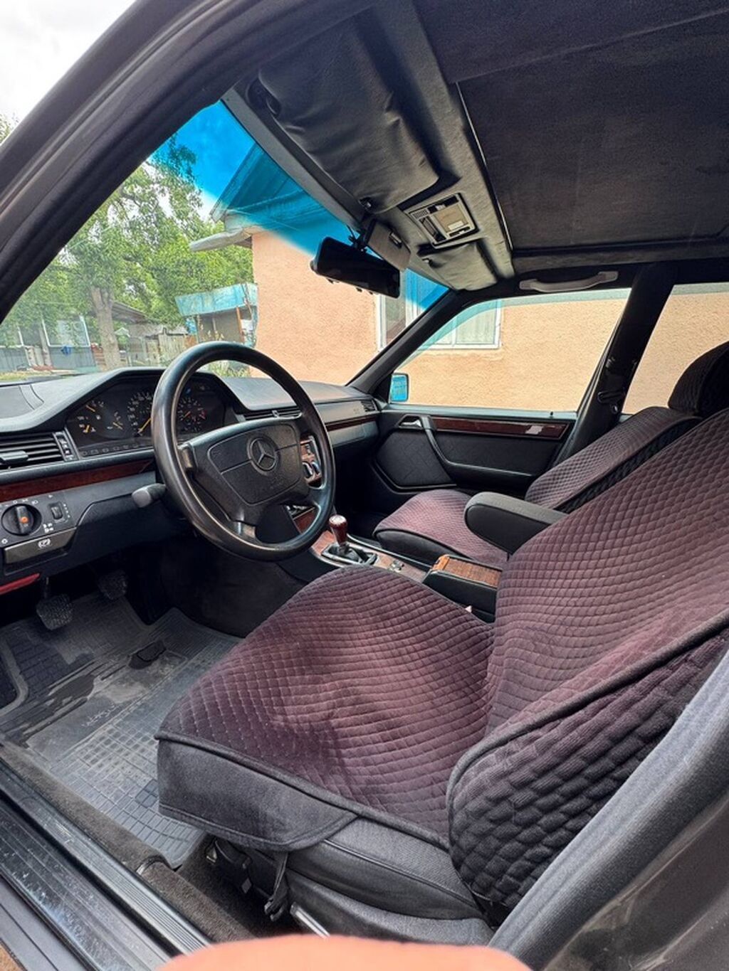 Mercedes-Benz E-Class: 1994 г., 2.2 л, Механика, Бензин, Седан: фото 8