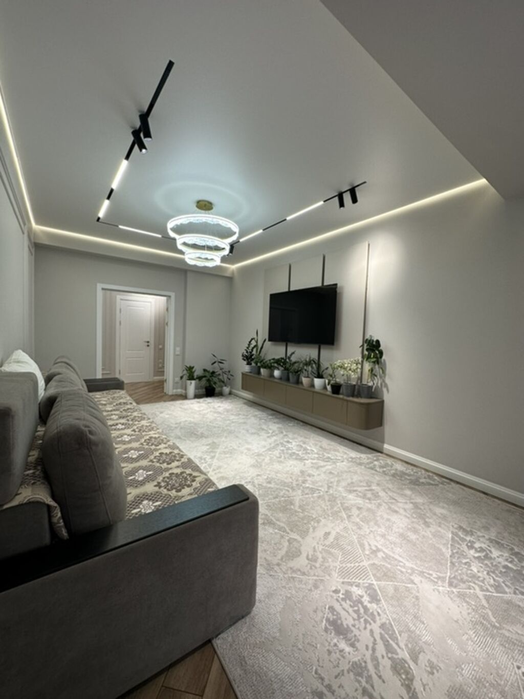 3 комнаты, 120 м², Элитка, 10 этаж, Дизайнерский ремонт: фото 2