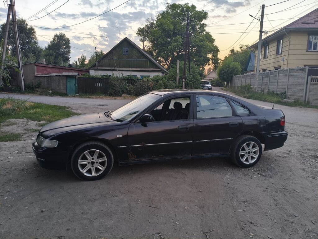 Honda Accord: 1997 г., 1.8 л, Механика, Бензин, Седан: фото 8
