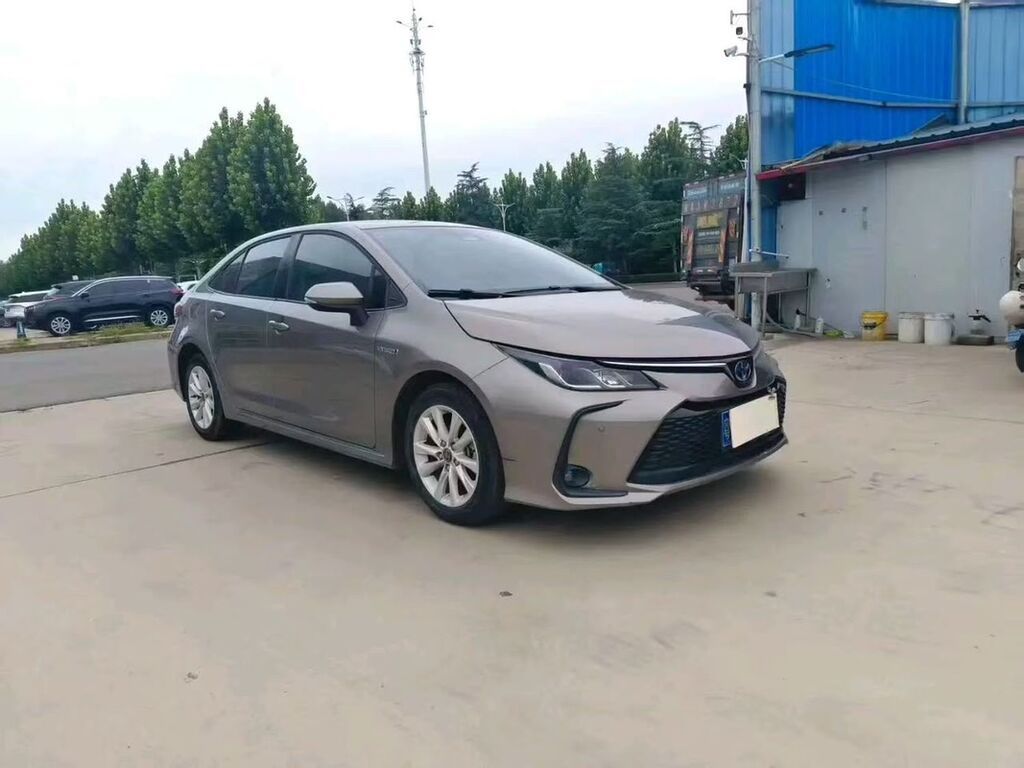 Toyota Corolla: 2023 г., Гибрид, Седан: фото 2