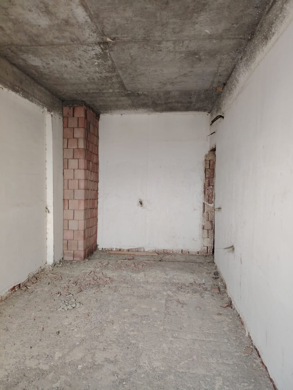 9-cu mikrorayon, 3 otaqlı, Yeni tikili, 130 kv. m