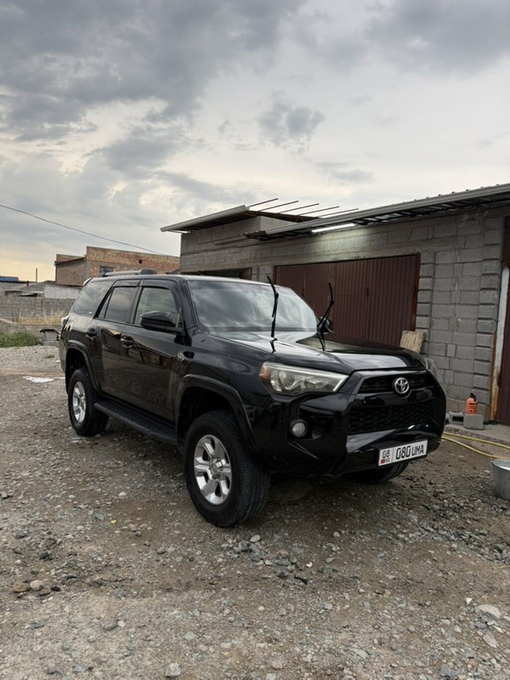 Toyota 4Runner: 2019 г., 4 л, Автомат, Газ, Внедорожник: фото 4