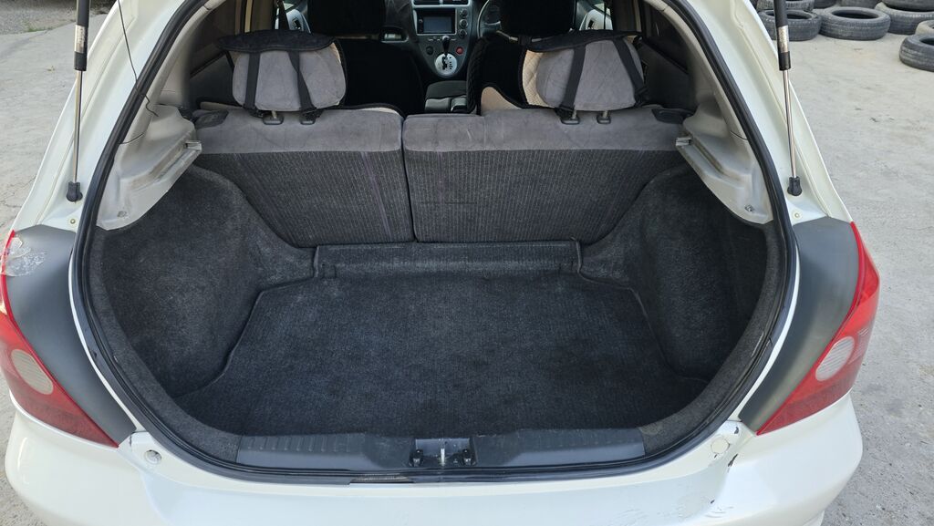 Honda Civic: 2003 г., 1.5 л, Автомат, Бензин, Хэтчбэк: фото 2