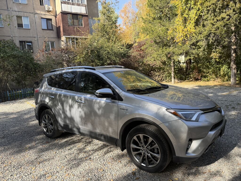 Toyota RAV4: 2018 г., 2.5 л, Вариатор, Гибрид, Кроссовер: фото 3