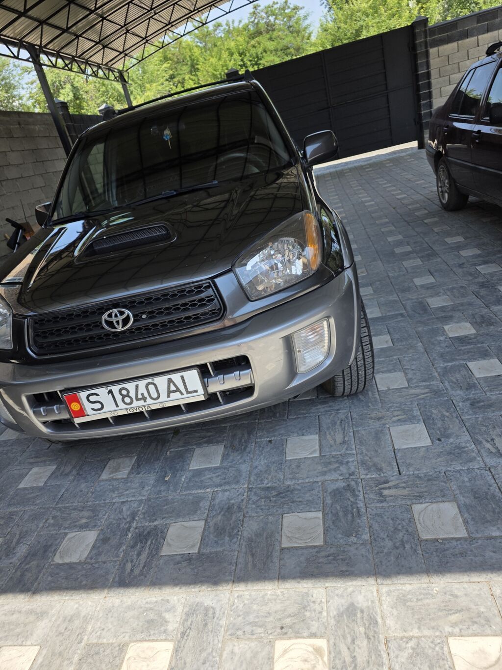 Toyota RAV4: 2003 г., 2.4 л, Автомат, Бензин, Внедорожник: фото 3