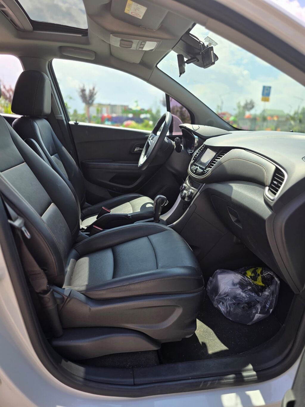 Chevrolet Trax: 2020 г., 1.4 л, Автомат, Бензин, Внедорожник: фото 8