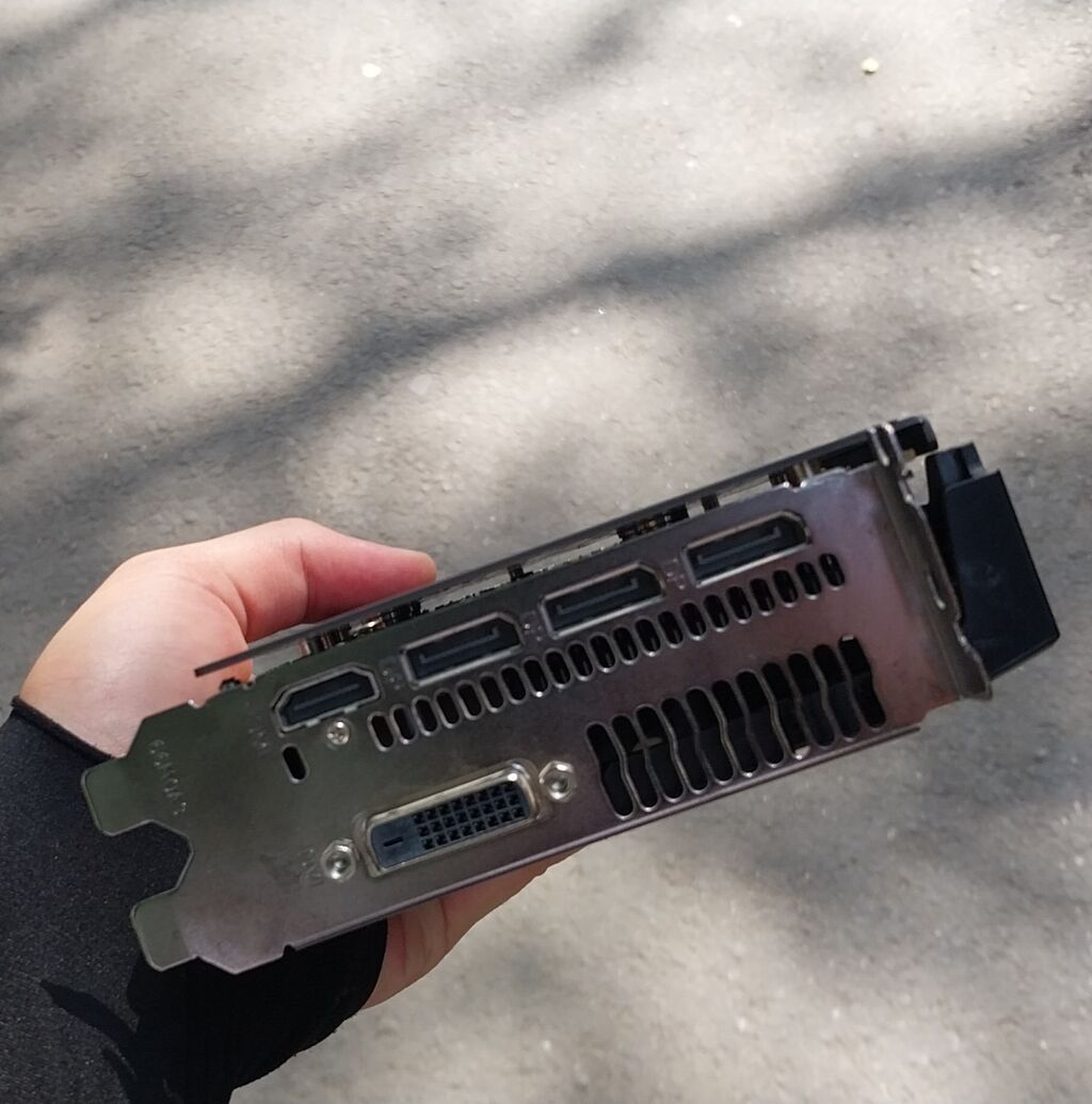 Видеокарта для ПК, Новый, Radeon RX, 4 ГБ: фото 2