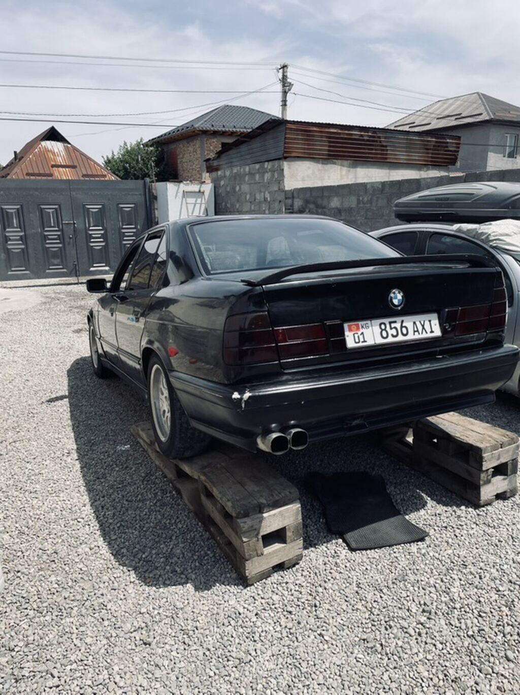 BMW 5 series: 1990 г., 2 л, Механика, Бензин, Седан: фото 2