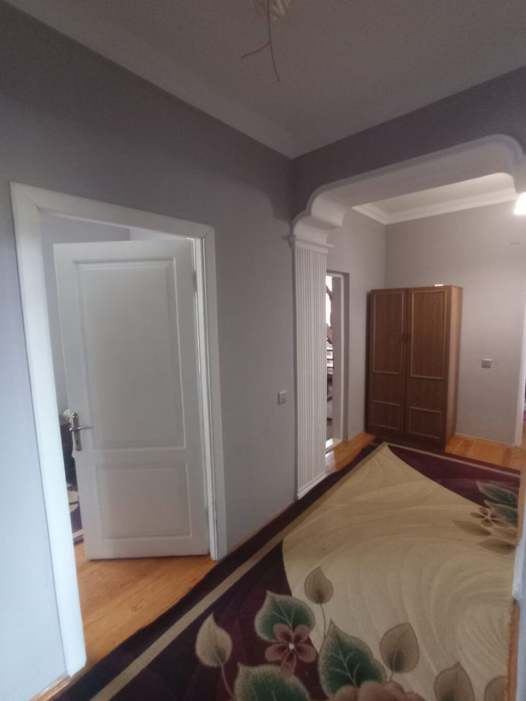 6 otaqlı, 168 kv. m, Orta təmir