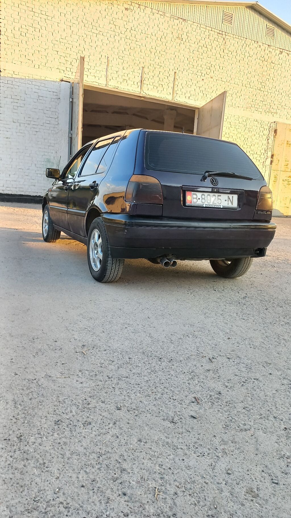 Volkswagen Golf: 1992 г., 1.8 л, Механика, Бензин, Хэтчбэк: фото 3