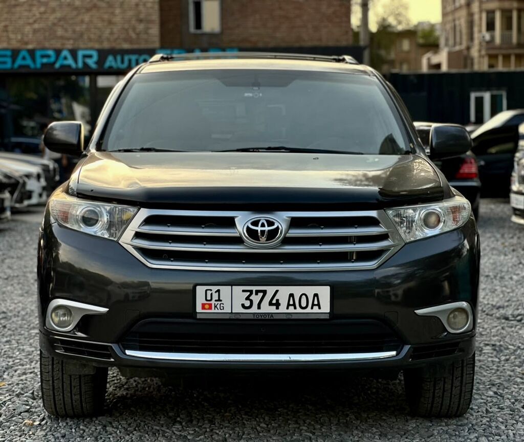 Toyota Highlander: 2012 г., 2.7 л, Автомат, Бензин, Кроссовер: фото 2