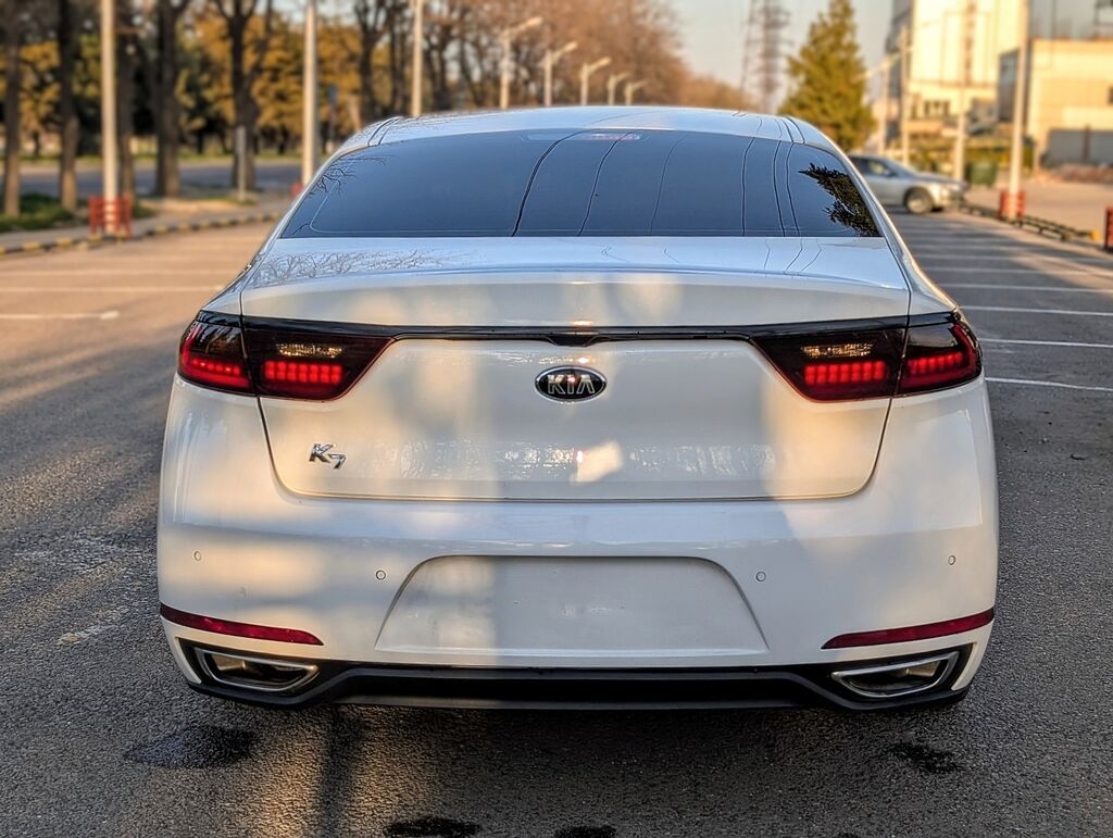 Kia K7: 2017 г., 3 л, Автомат, Газ, Седан: фото 4