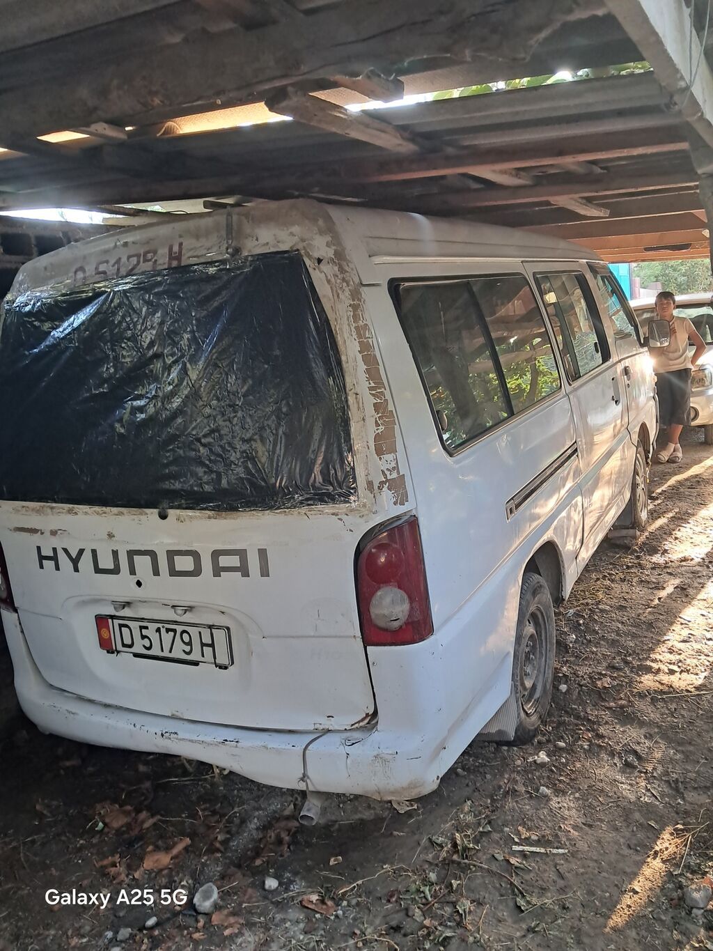Hyundai H-1