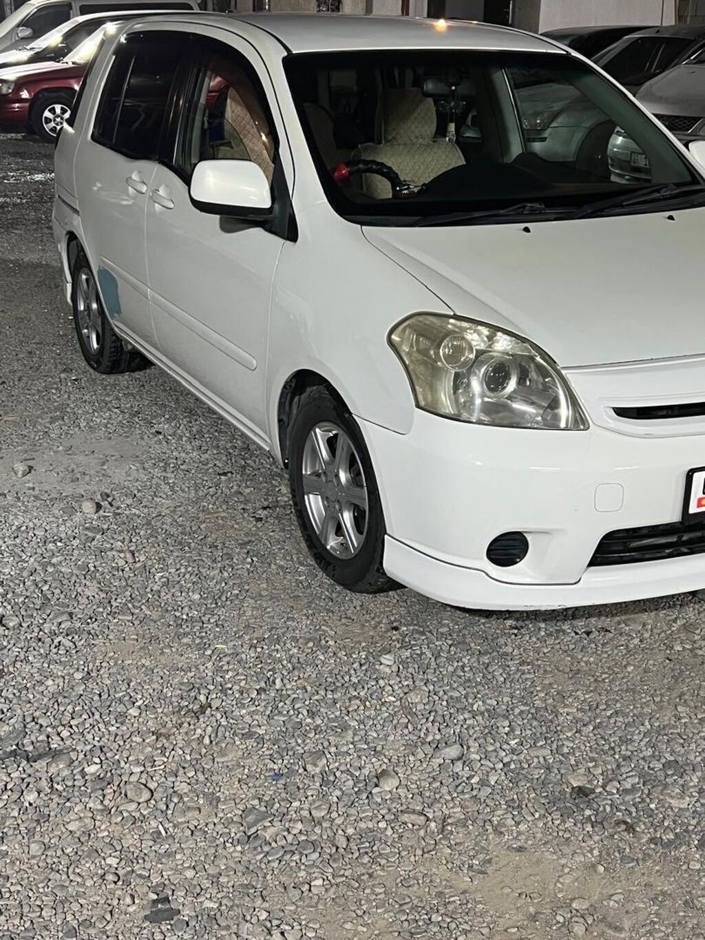 Toyota Raum: 2004 г., 1.5 л, Автомат, Бензин, Минивэн: фото 1