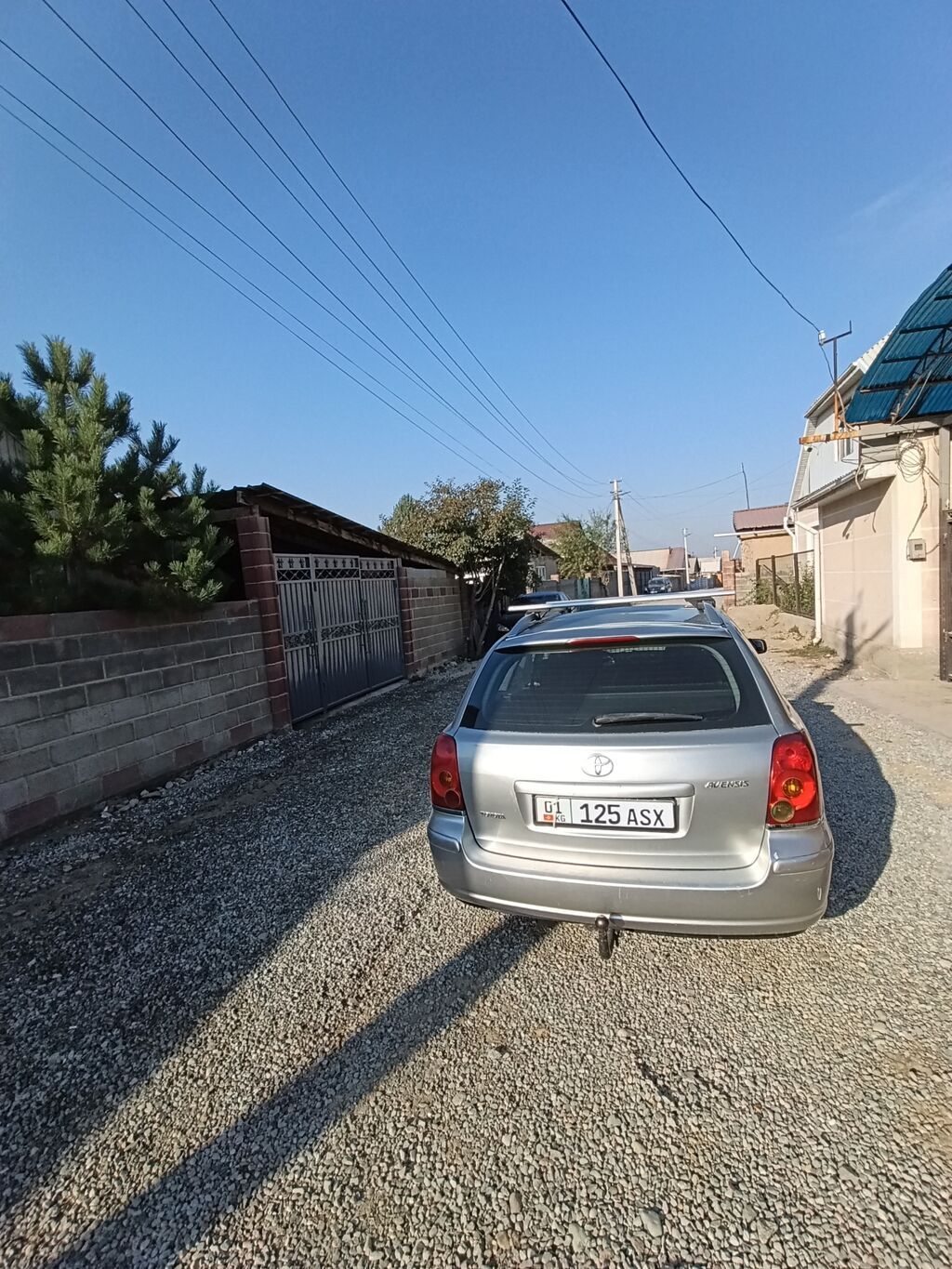 Toyota Avensis: 2004 г., 1.8 л, Механика, Бензин, Универсал: фото 3