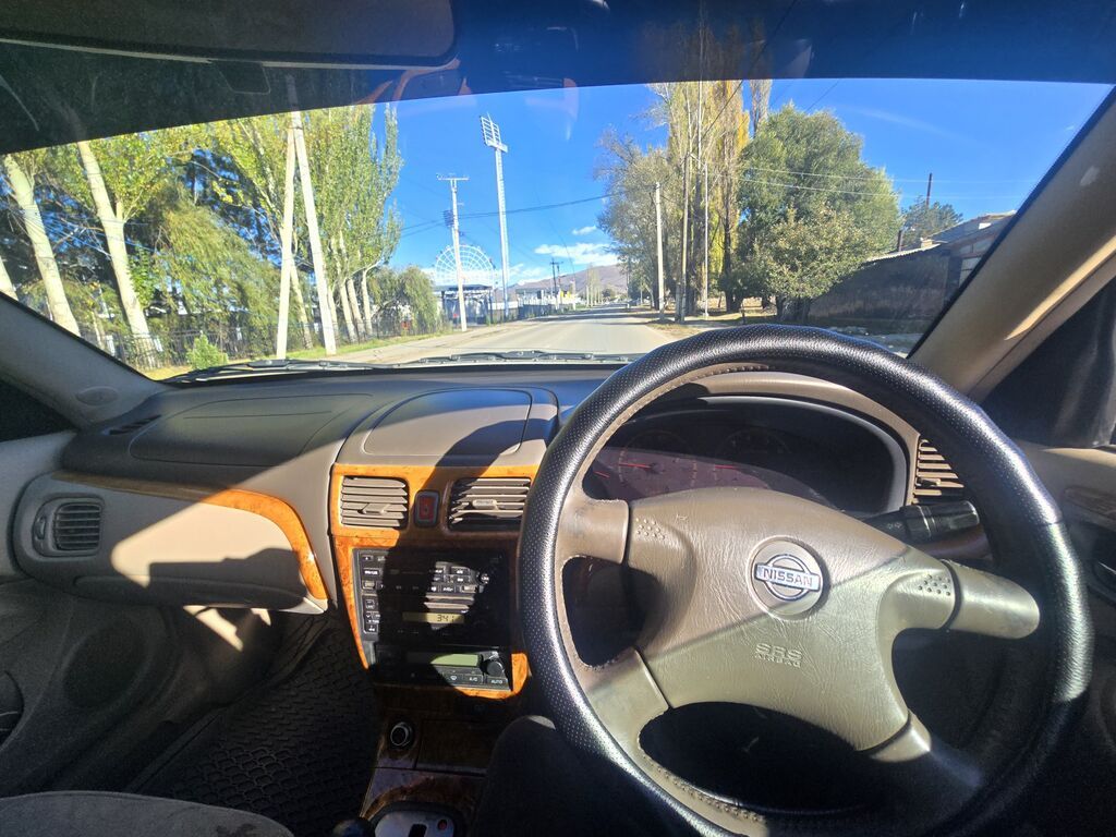 Nissan Sylphy: 2001 г., 2 л, Автомат, Бензин, Седан: фото 6